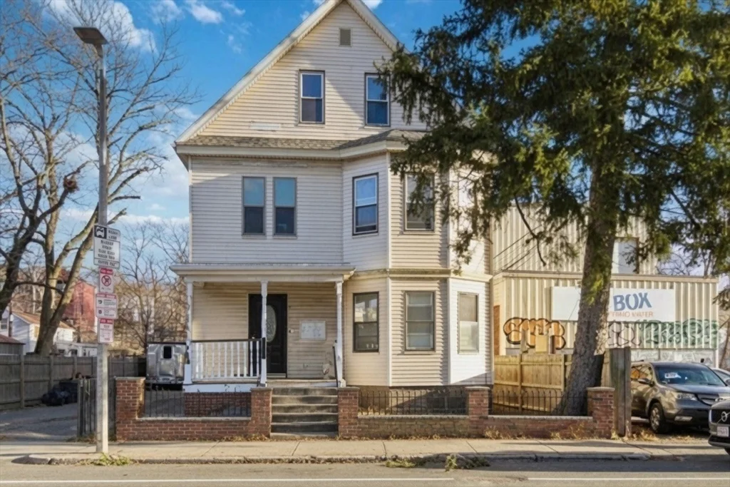3886-3888 Washington St, Roslindale