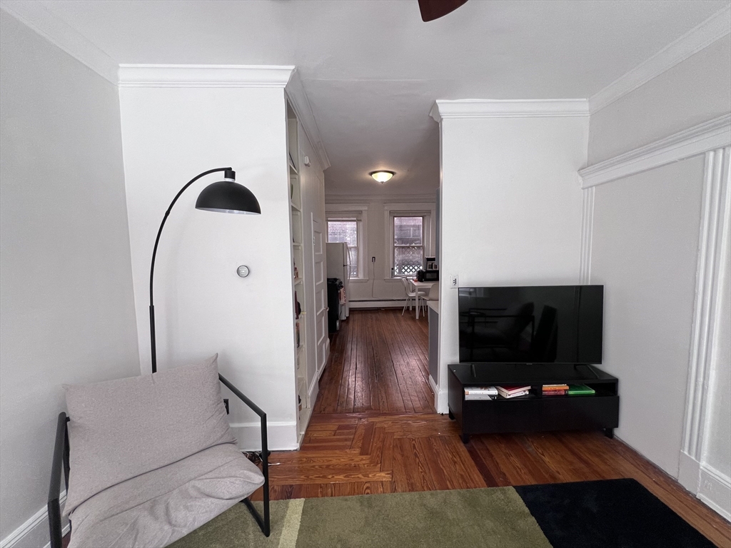 26 Irving St, Beacon Hill