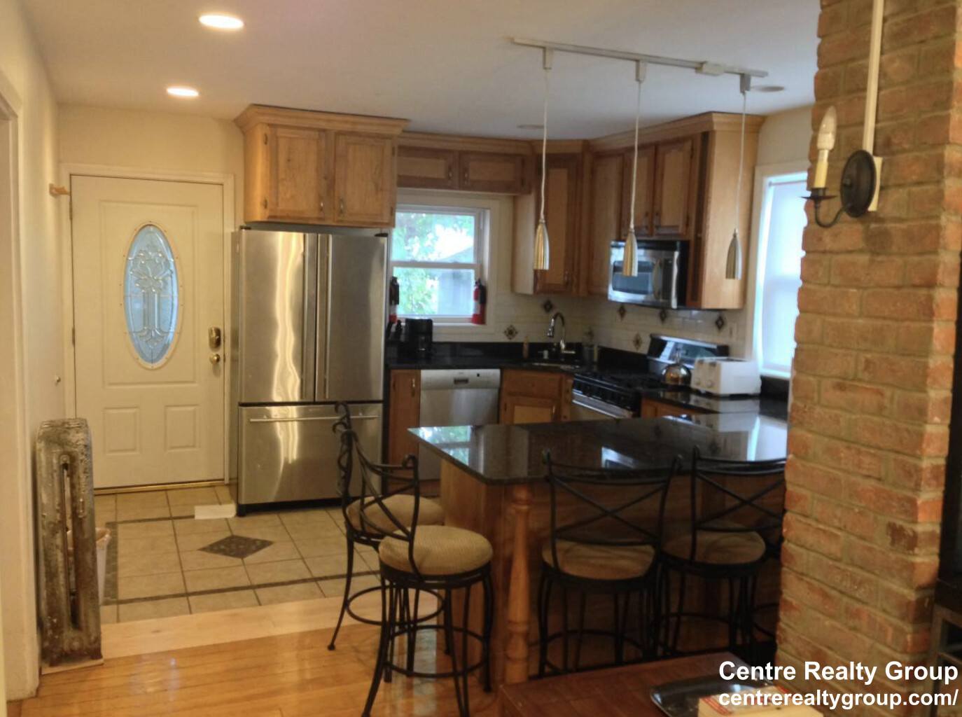 18 Holton St, Allston