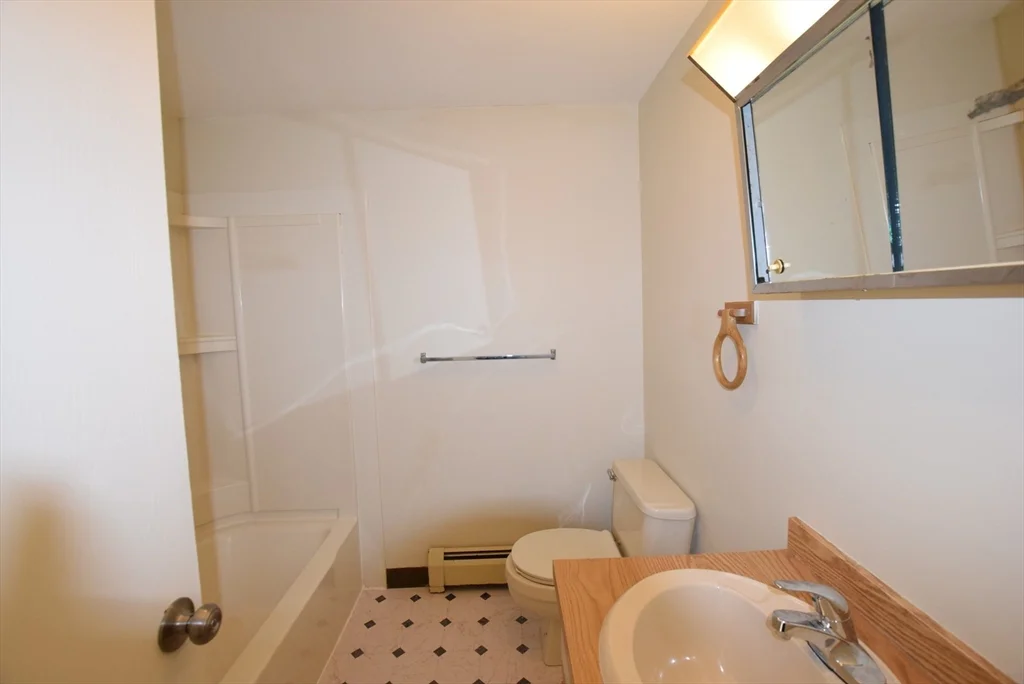 1245 Pawtucket Blvd, Lowell