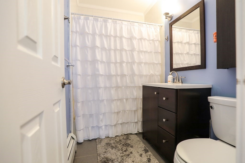 1718 Commonwealth Ave, Brighton