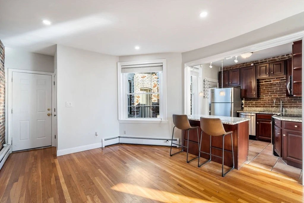 80 Revere, Beacon Hill
