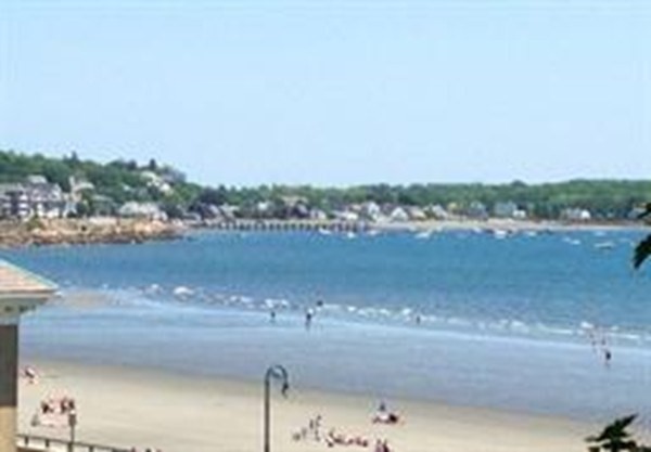 44 Humphrey St, Swampscott