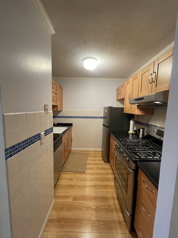 1524 Gorham St, Lowell