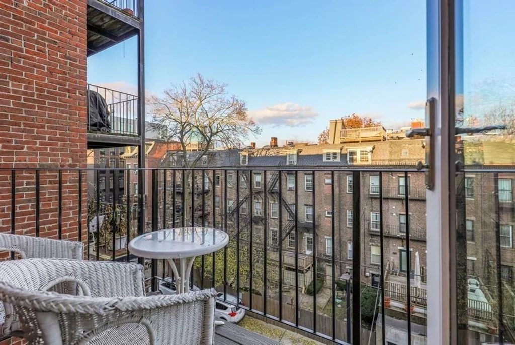 666 Massachusetts Ave, South End