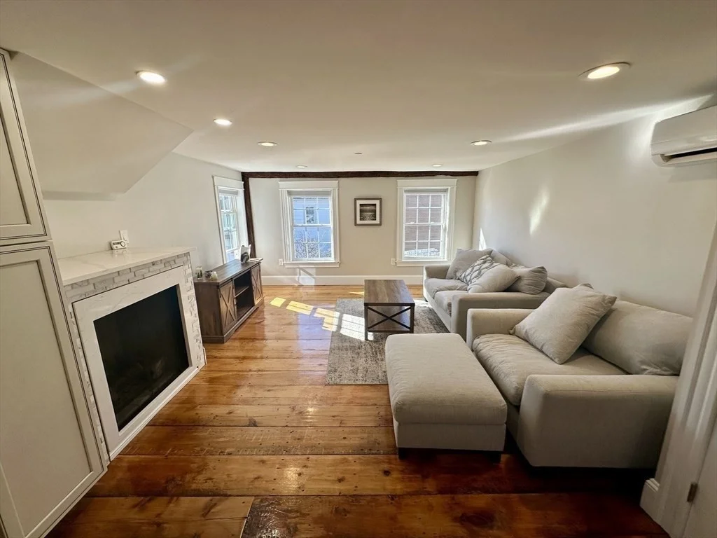 8 Osborne St, Salem