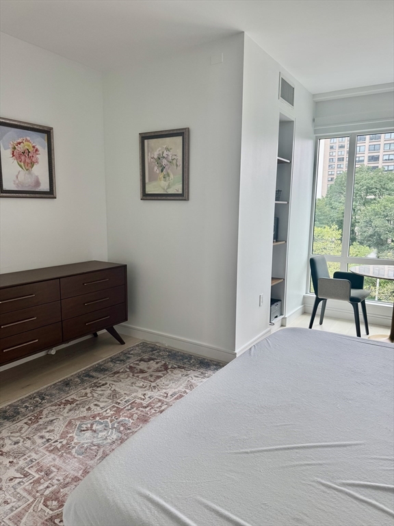 110 Broad St, Downtown