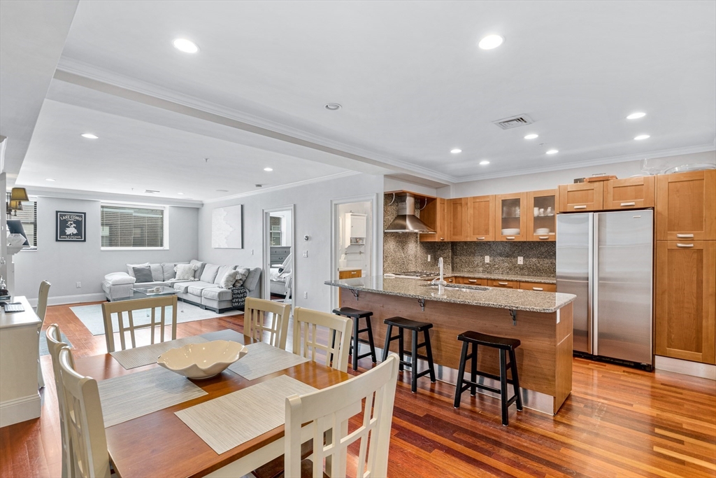 440 Commercial St, Waterfront