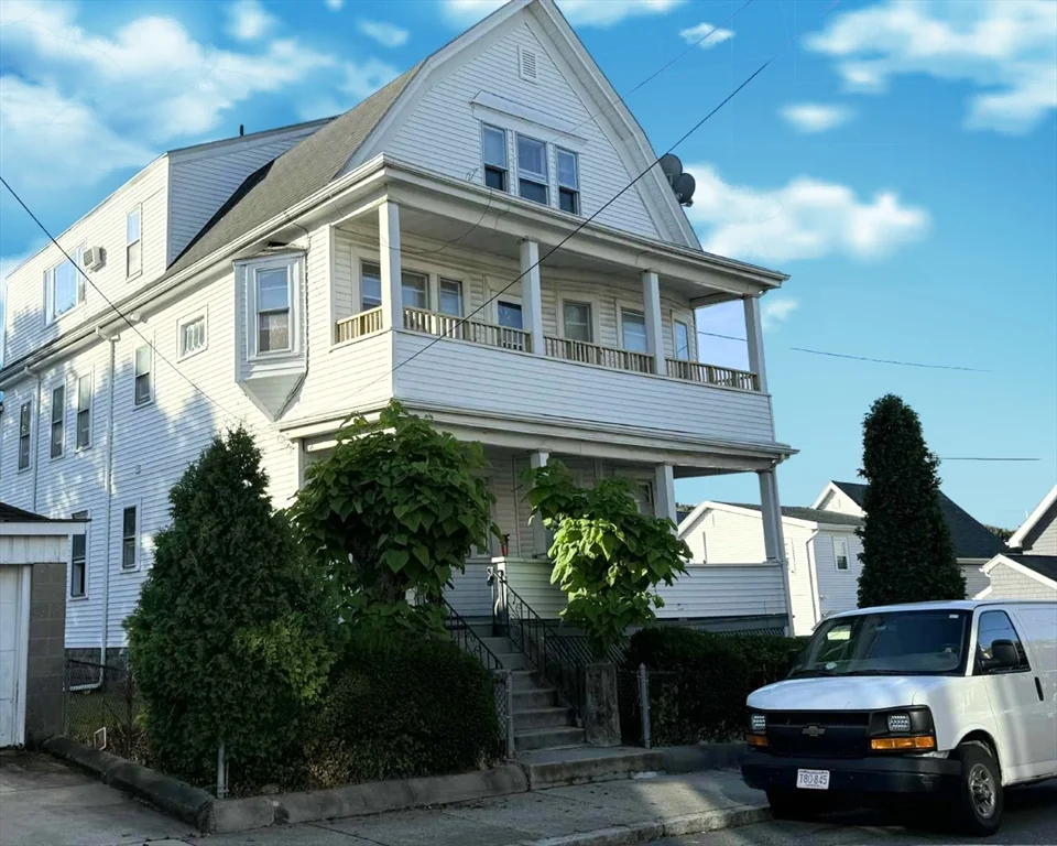 9 Sanger St, Medford