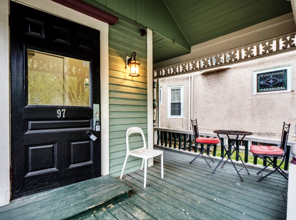 97 College Ave, Somerville