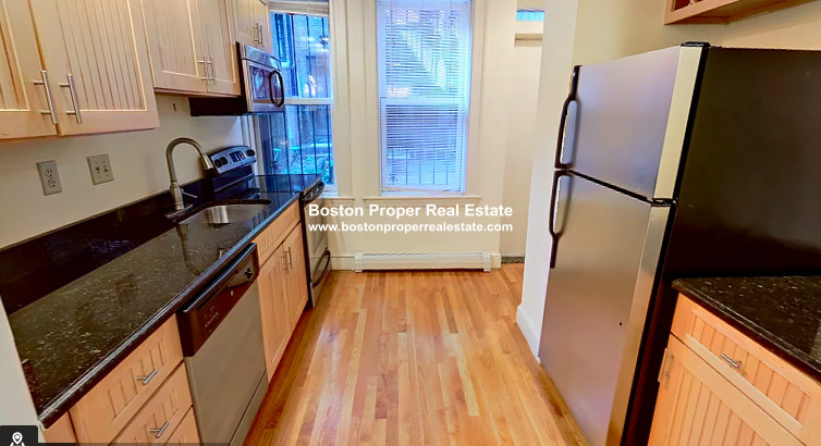 195 Commonwealth Ave, Back Bay