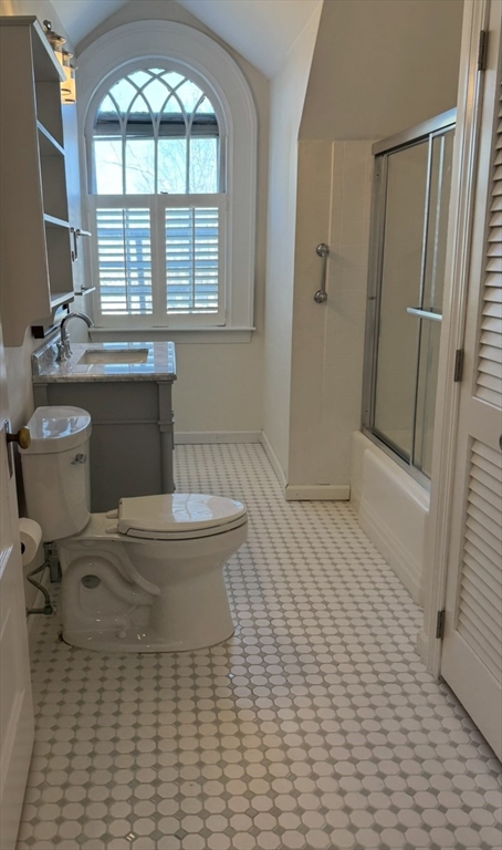 600 Washington St, Wellesley