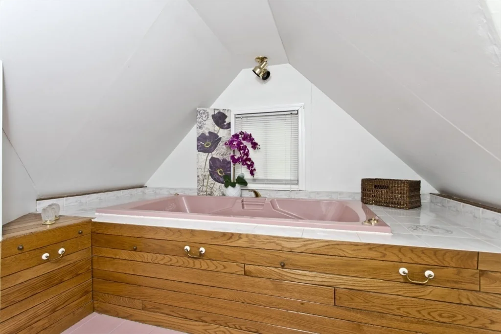 204 Franklin, Melrose