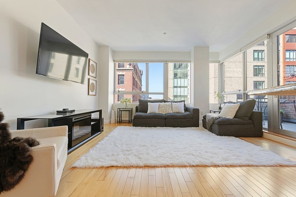 99-105 Broad St, Downtown