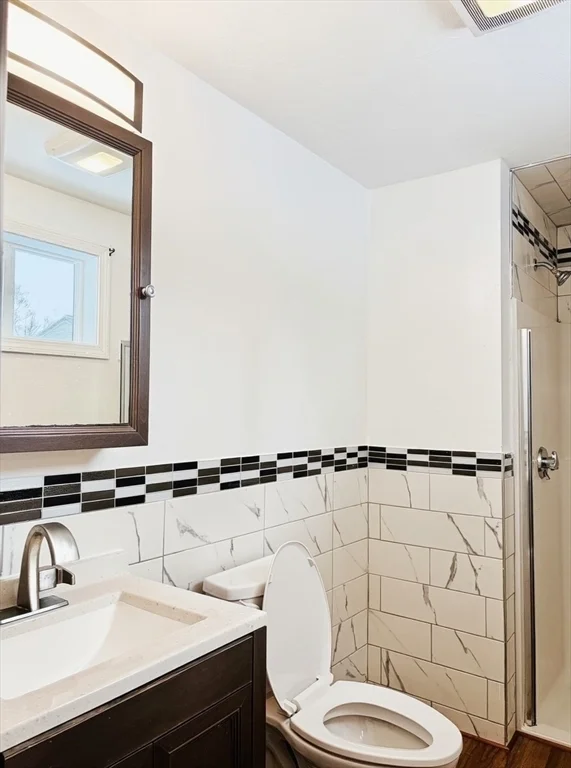 178 Bates Rd, Brockton