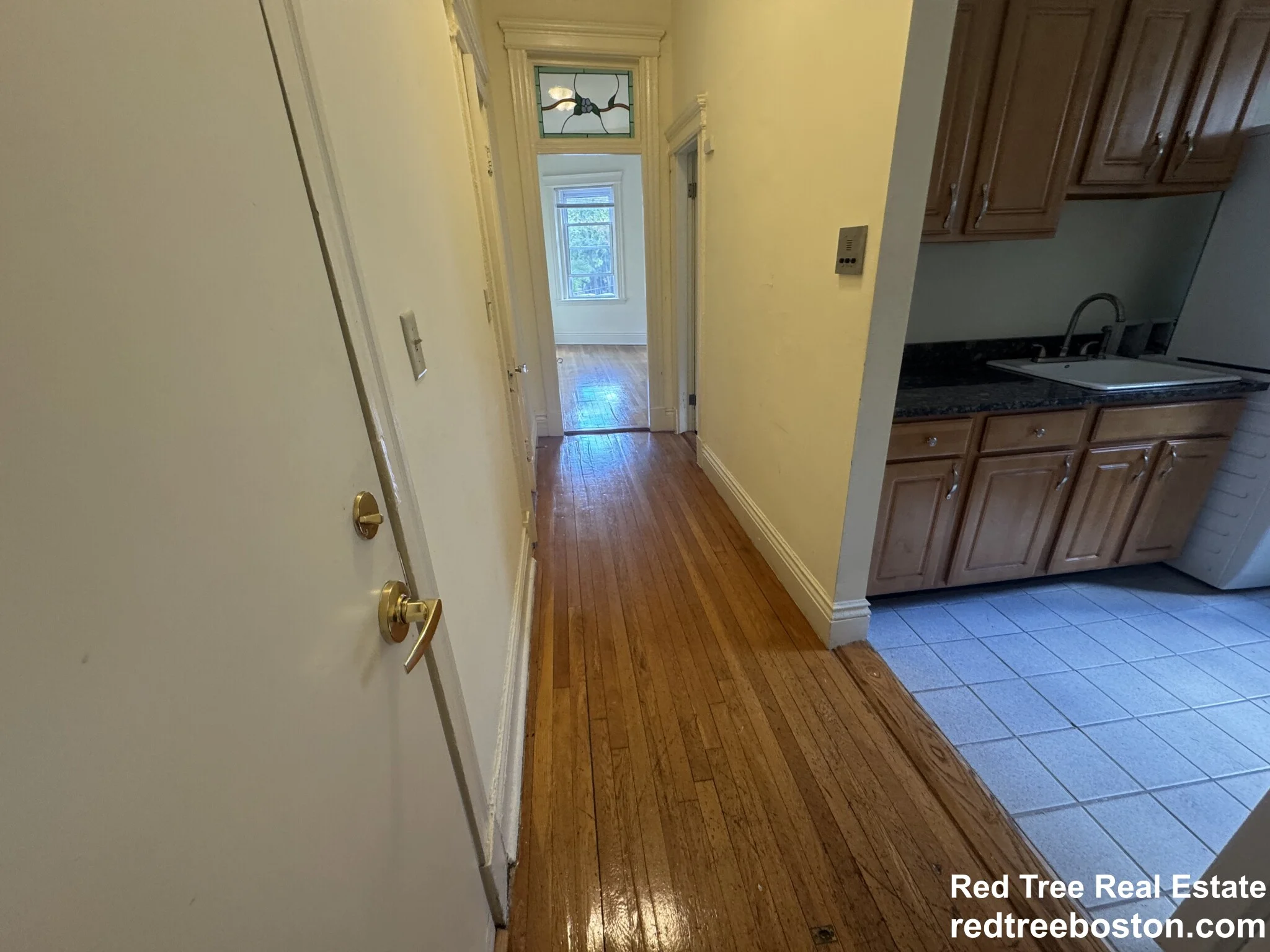 106 Queensberry St, Fenway