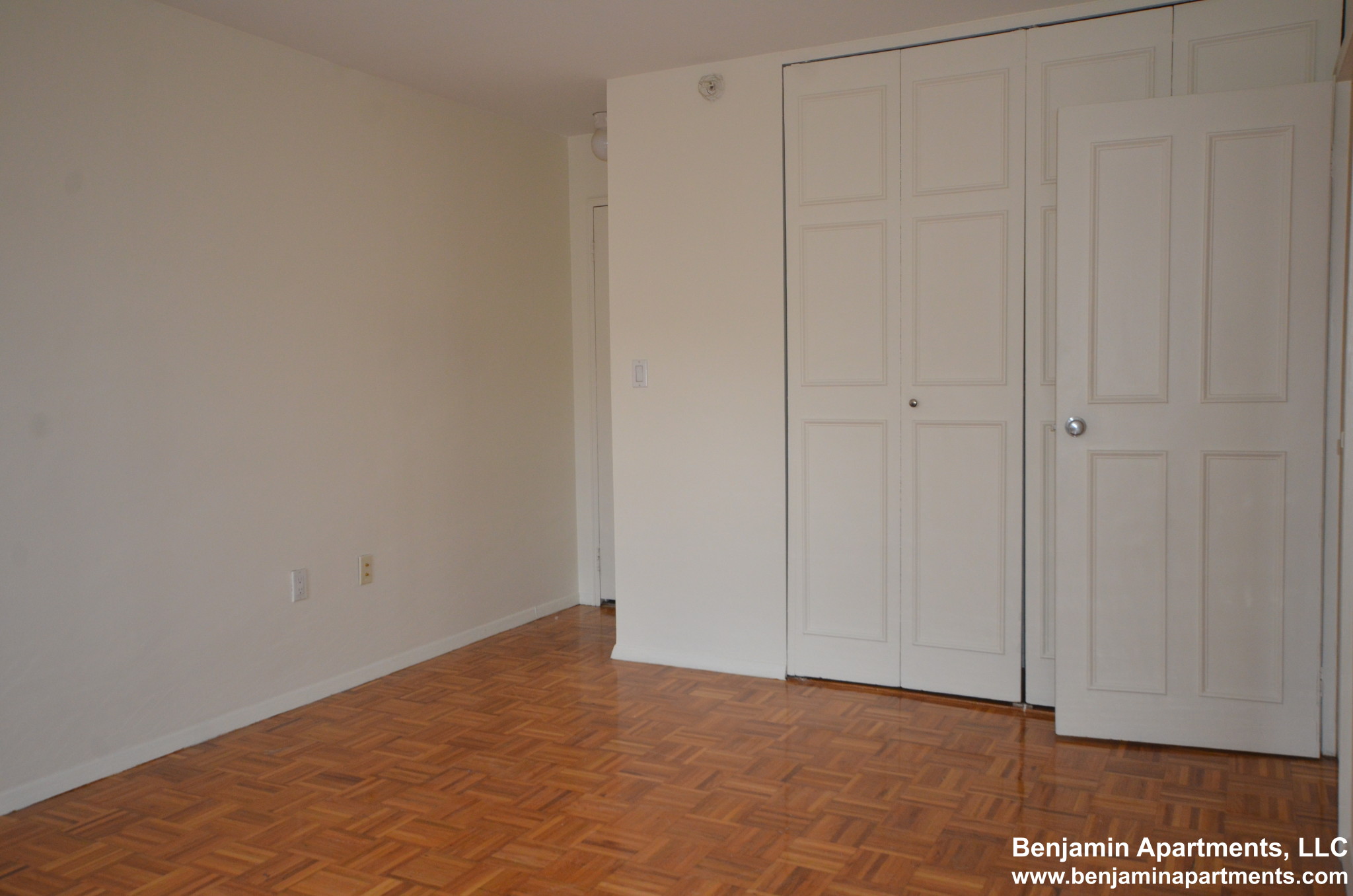 185 Freeman St, North Brookline