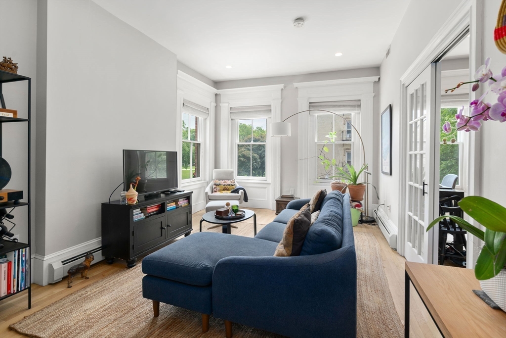 437 Shawmut Ave, South End