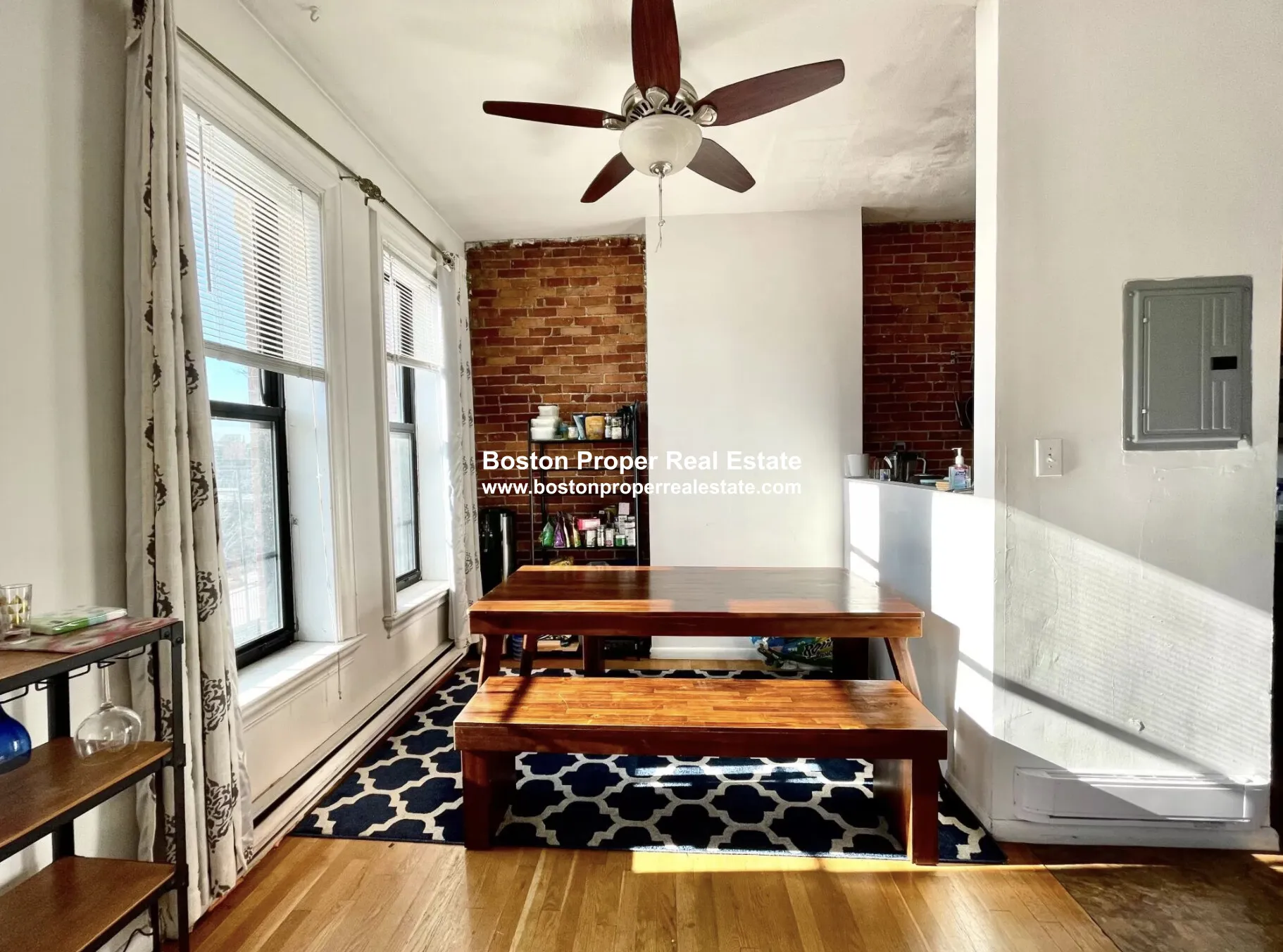 23 Cortes St, Back Bay