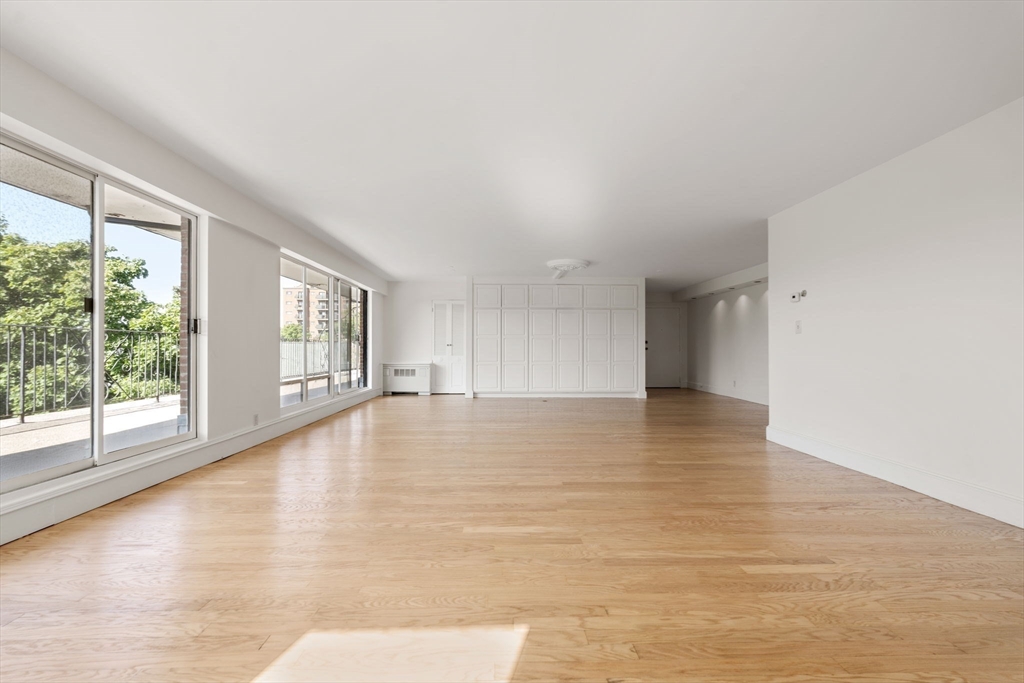 131 Sewall Ave, Coolidge Corner