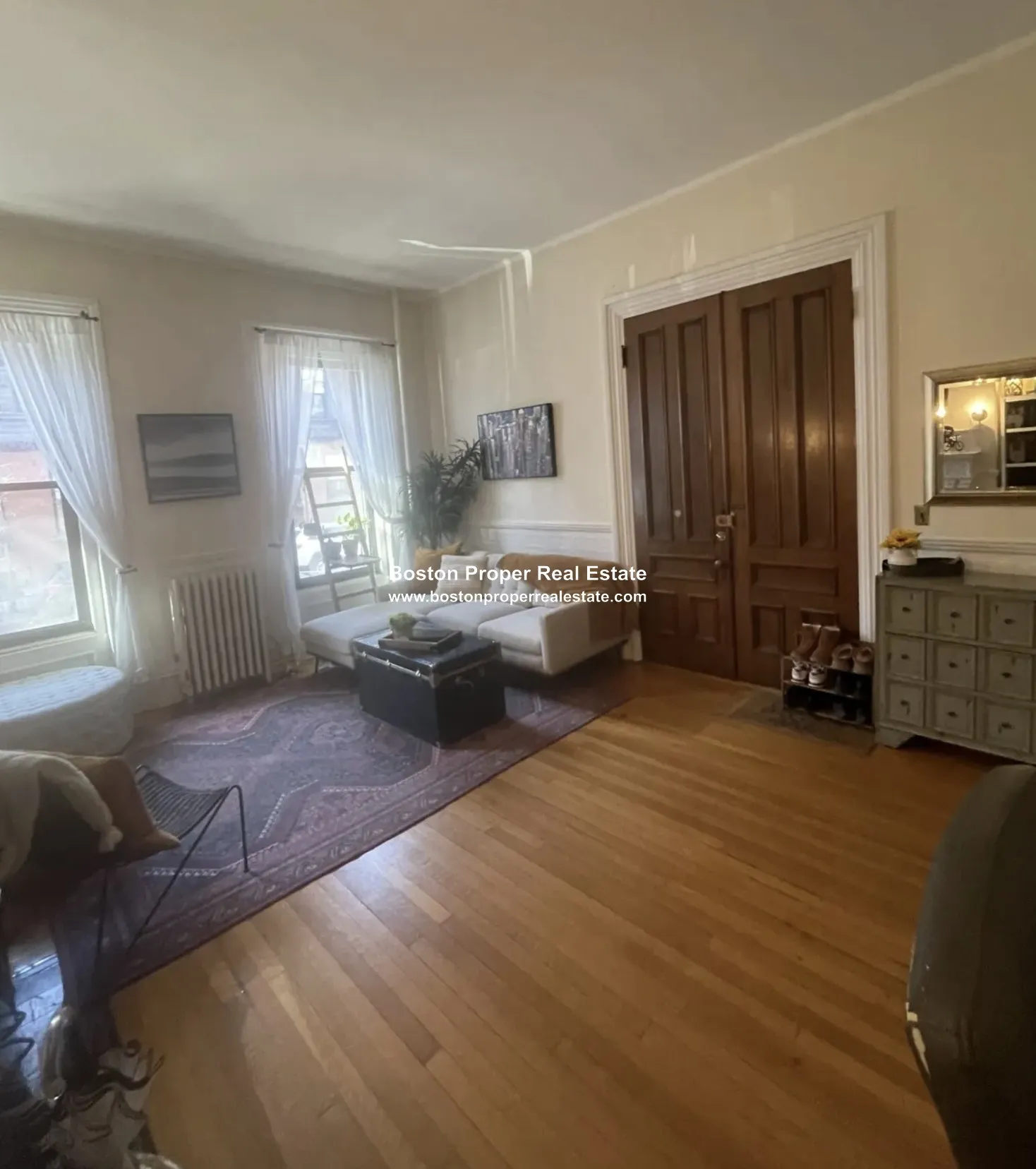 16 Hereford St, Back Bay