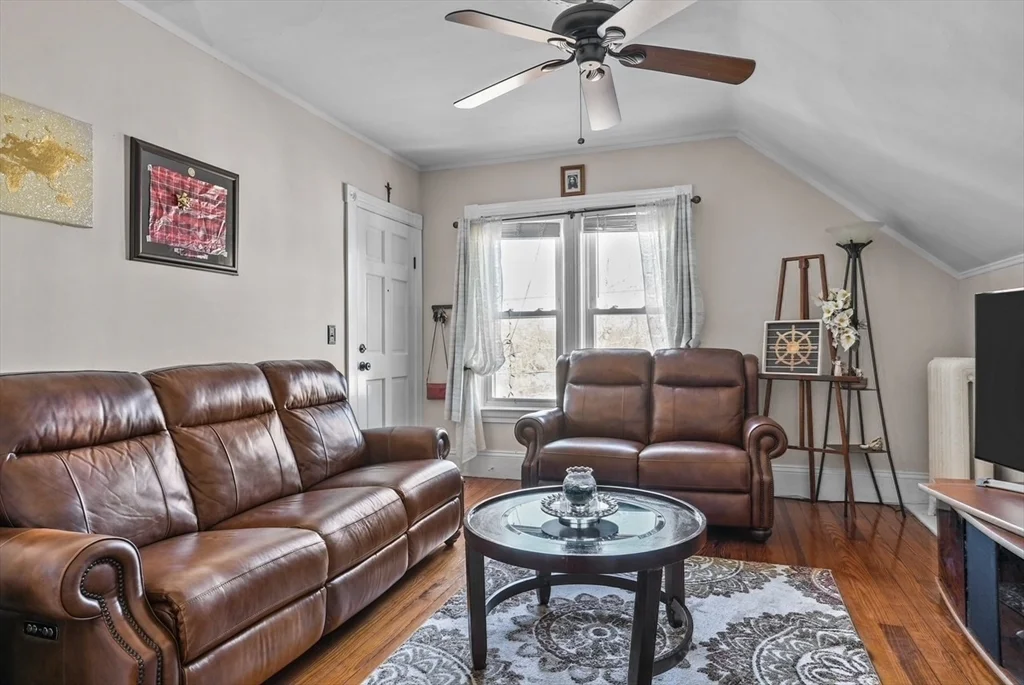 42 Pleasant, North Attleboro