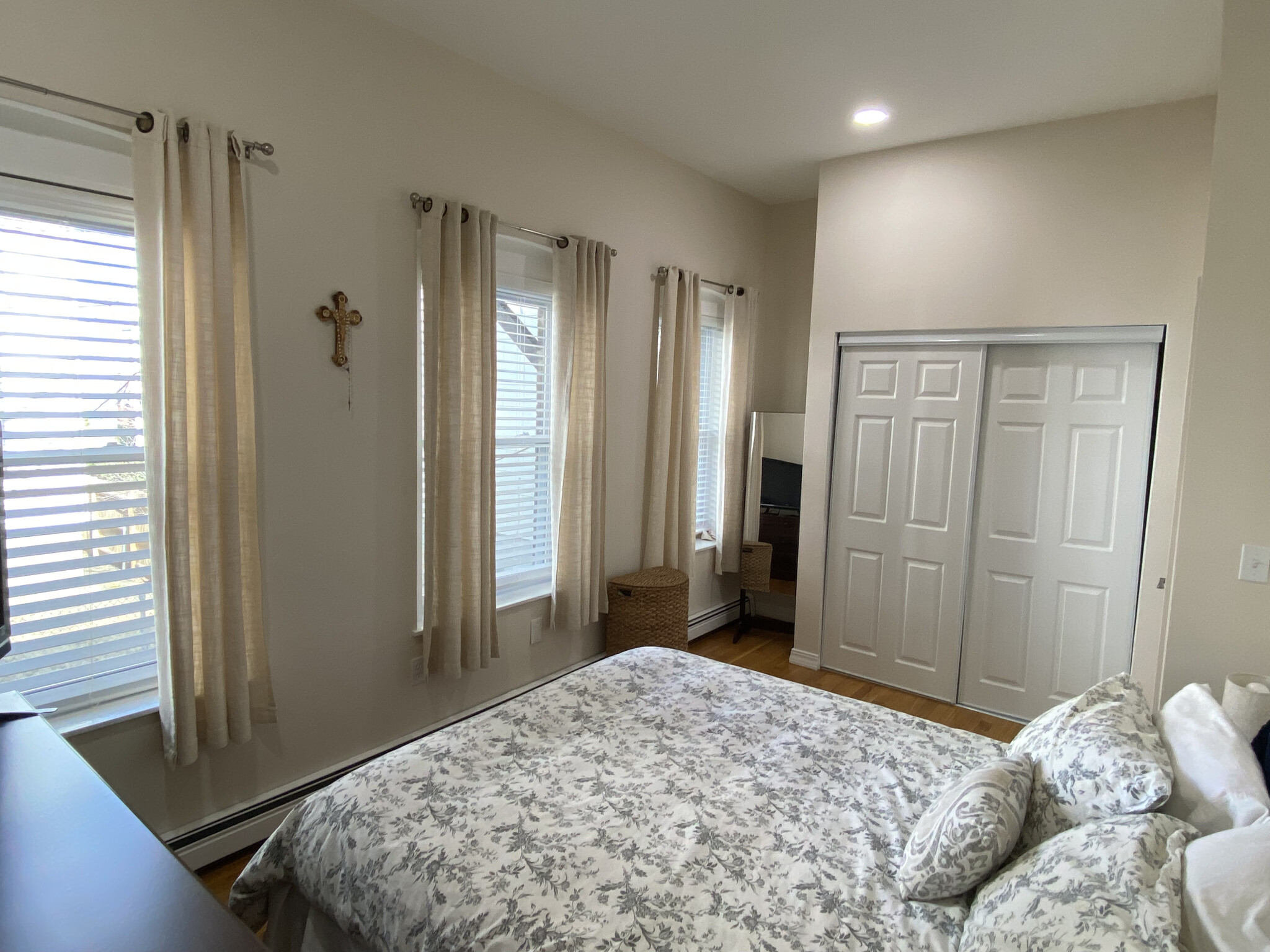 470 East 3rd St, South Boston