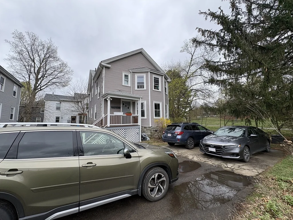 2 Willow Ter, Newton