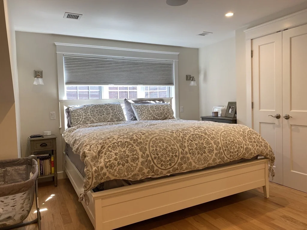 1 Common St, Charlestown