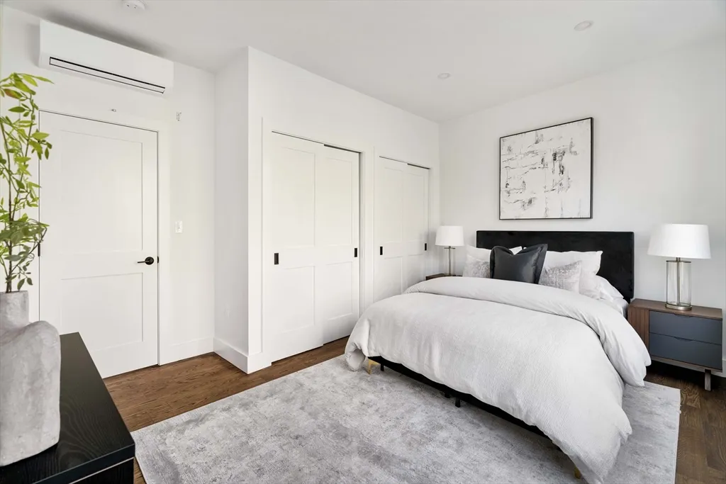 133 Boardman St, East Boston