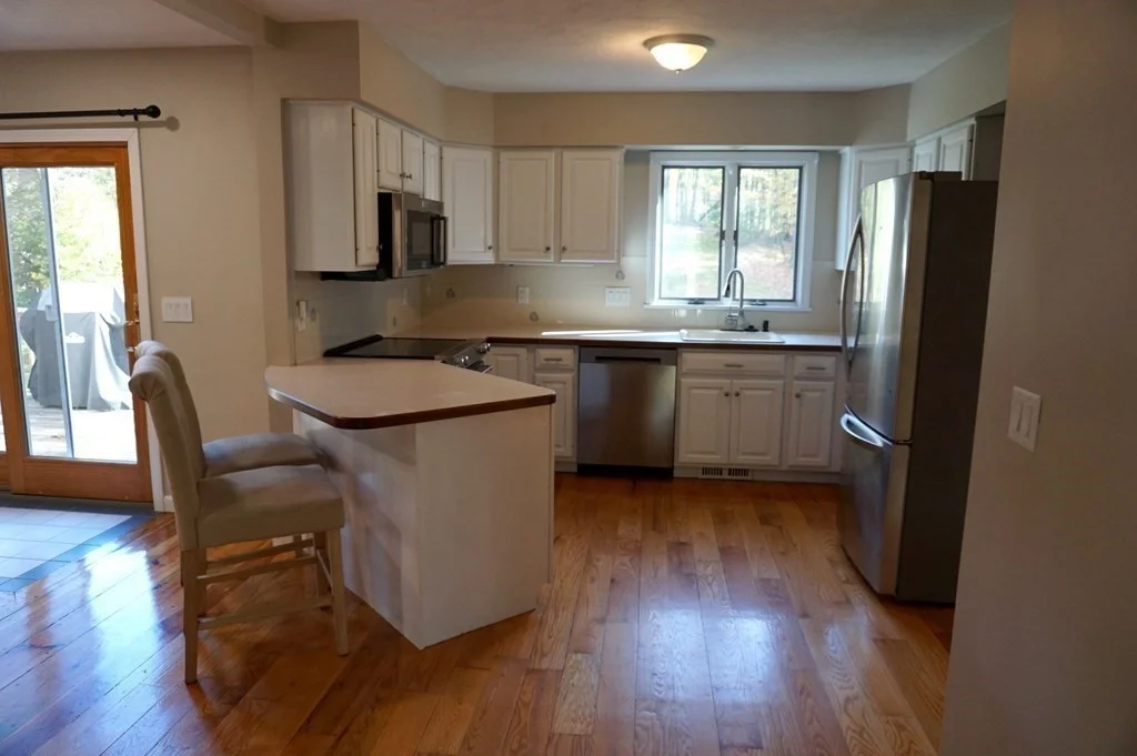 90 Groton St, Pepperell