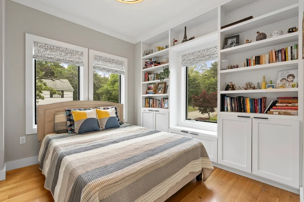 65 Lancaster Rd, Arlington