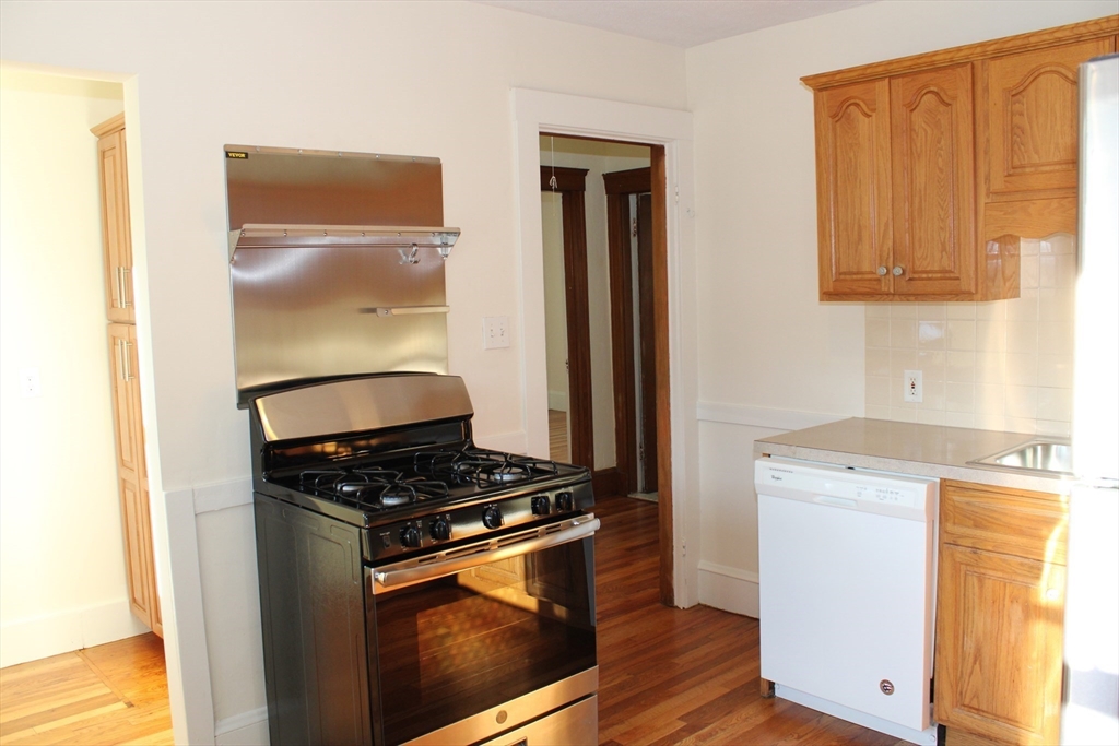 72 Bradford Rd, Watertown