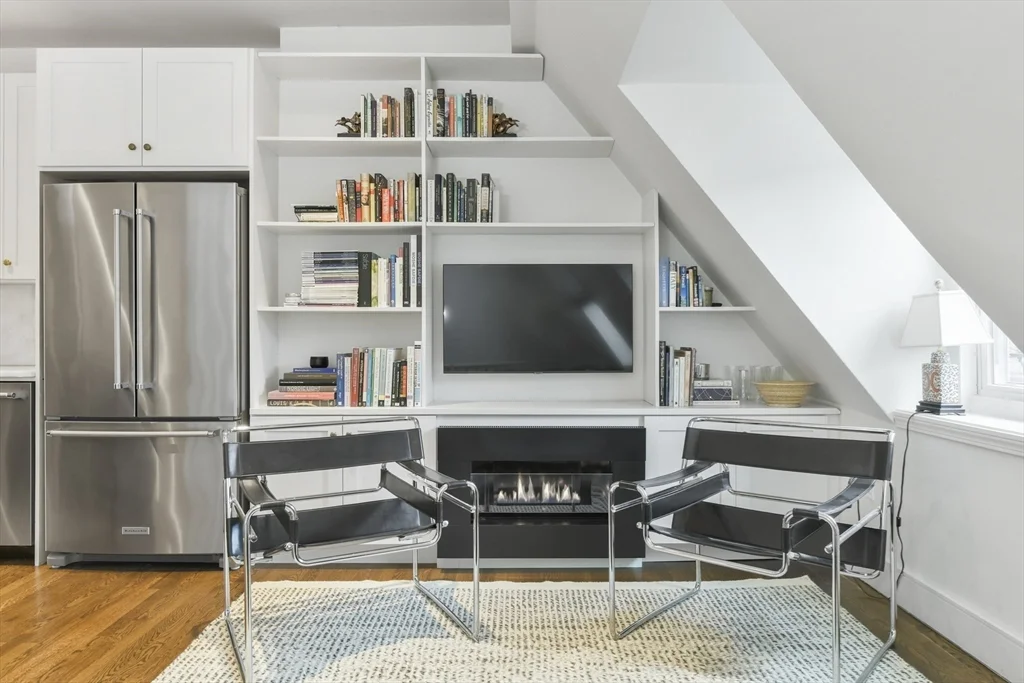 11-C Waltham St, South End