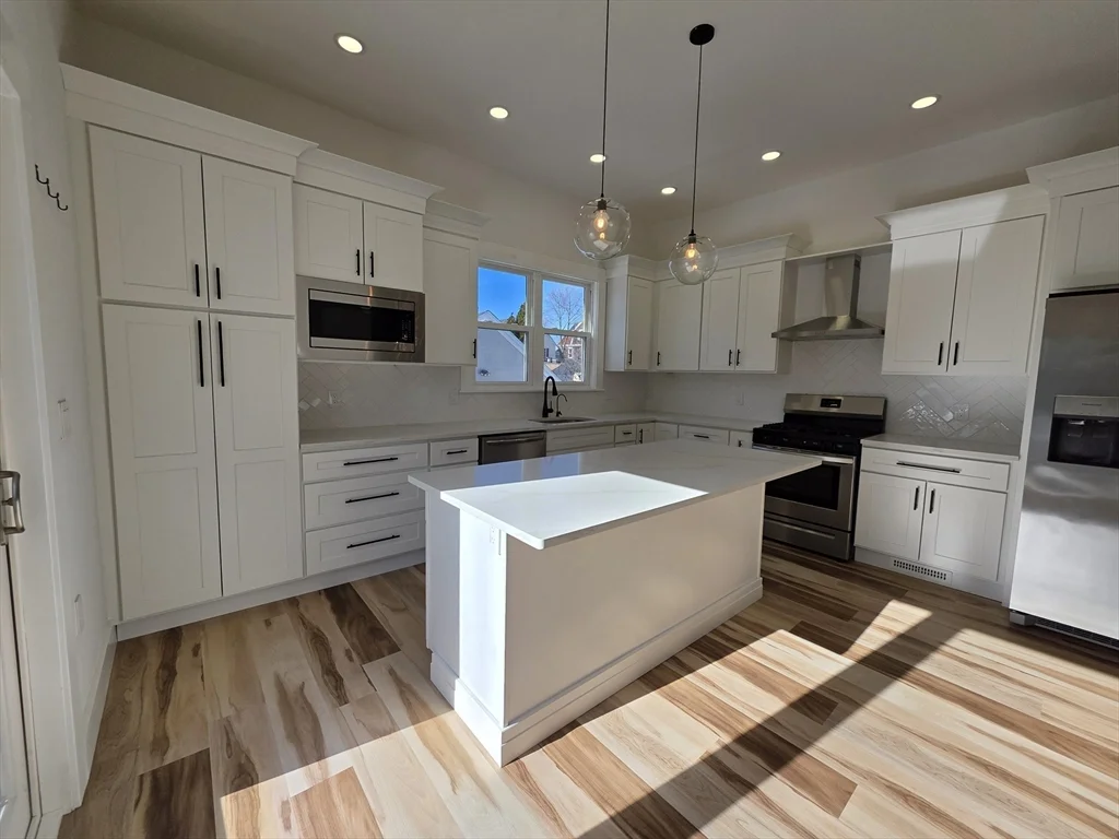 84 Dudley St, Medford