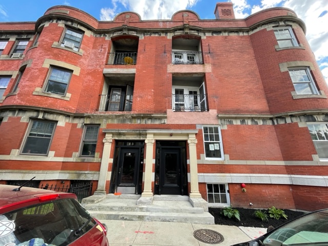 50 Englewood Ave, Brighton