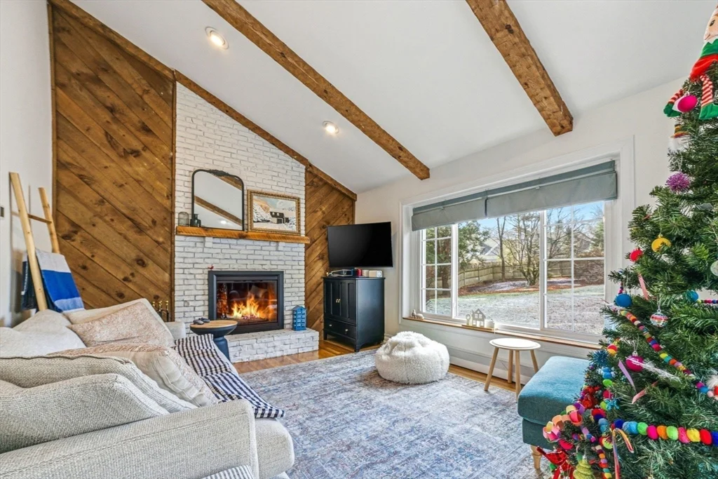 6 Montaup Rd, Sharon