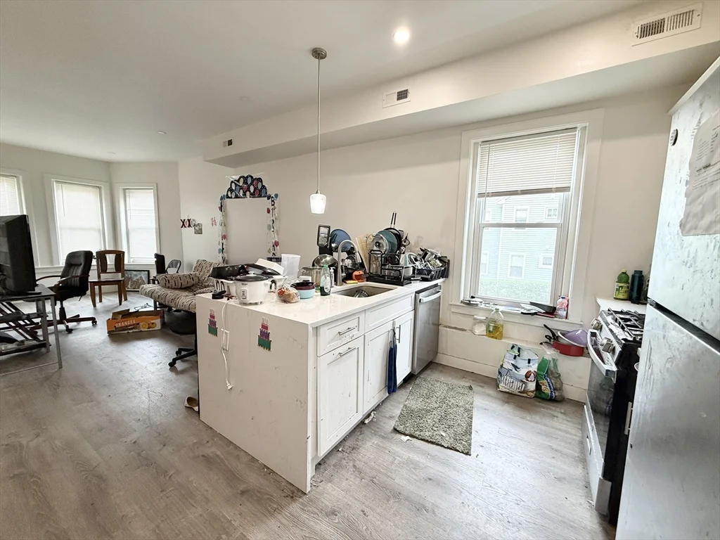 301-305 Dudley St, Roxbury