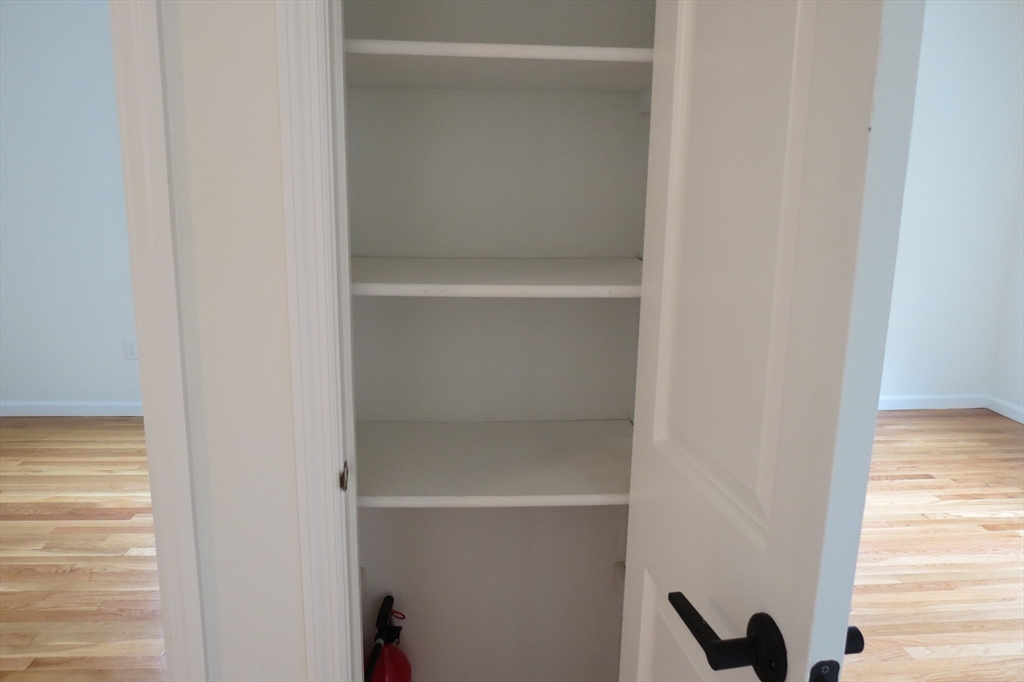 123 Low St, Newburyport