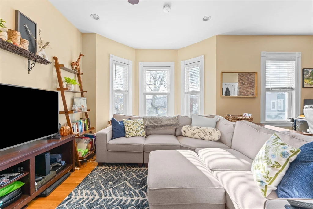 470 East 6th St, South Boston