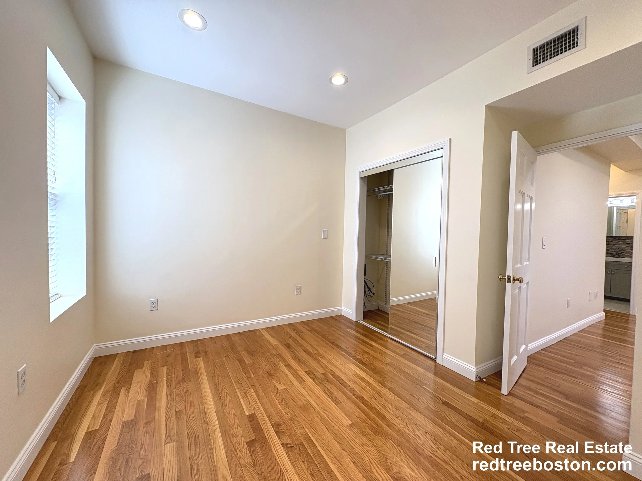 1801 Beacon St, Brookline