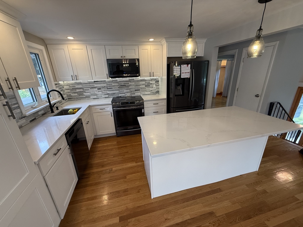 330 Swains Pond Ave, Melrose