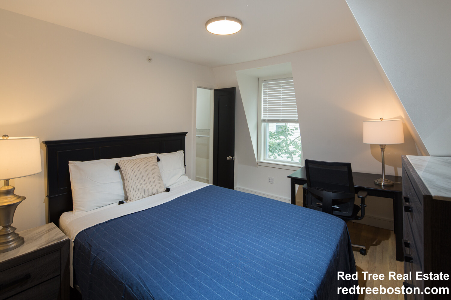 92 Brown St, South Side