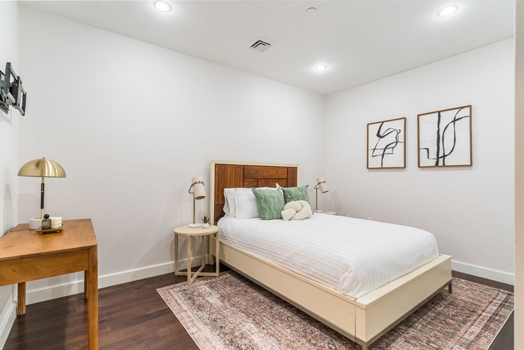 43 Westland Ave, Back Bay