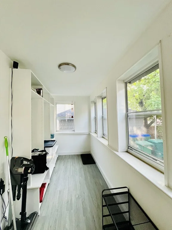 28 Metcalf, Medford