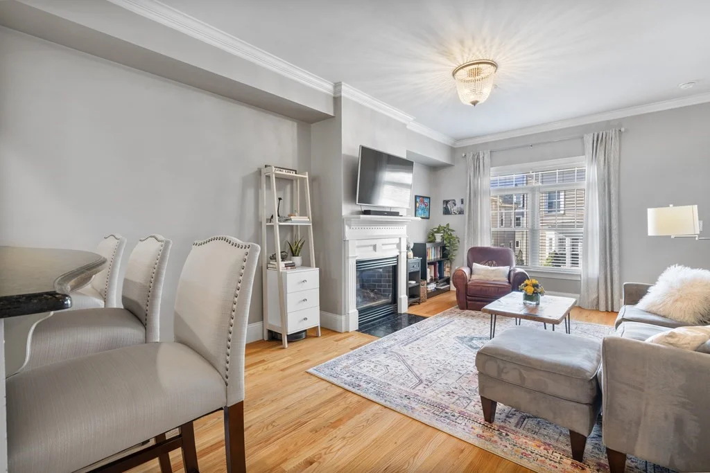 10 S Sydney, Dorchester