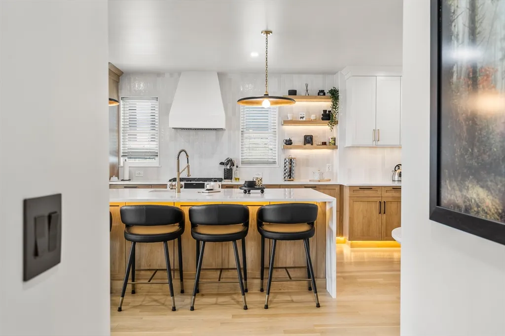 29 S Munroe Ter, Dorchester