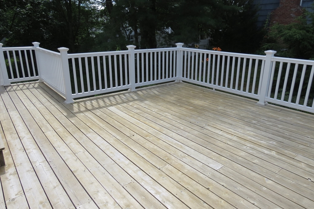 123 Low St, Newburyport