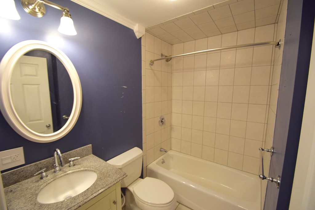 172 Cottage St, East Boston