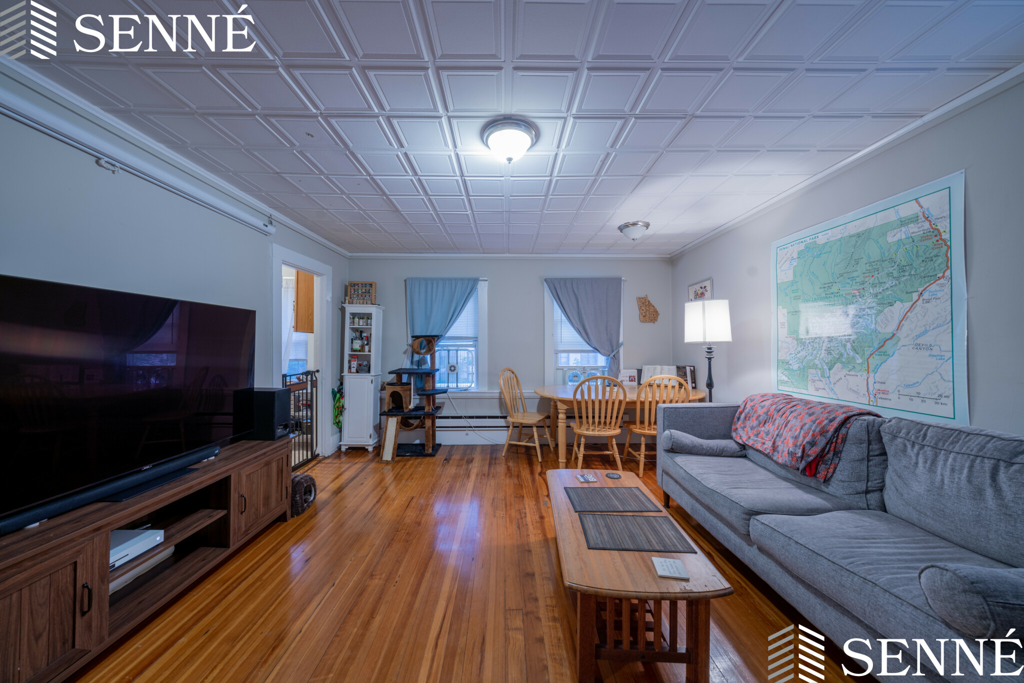 720 Massachusetts Ave, Riverside